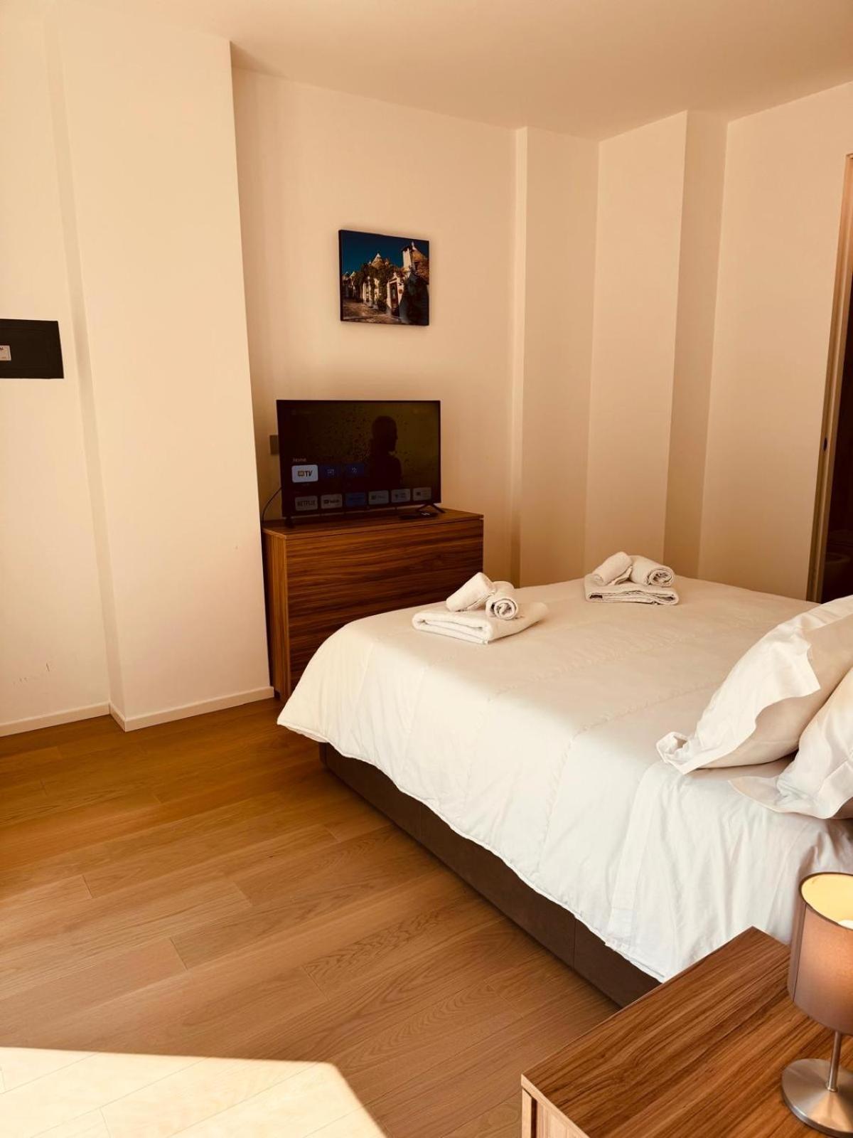 Piccinni Exclusive Suite 5 Bari Exterior photo
